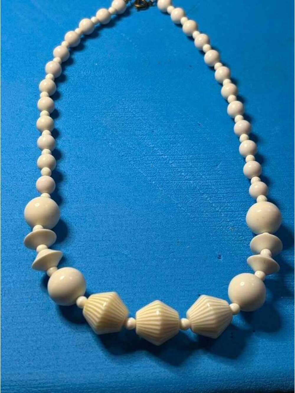 Vintage Cream Beaded Graduated Necklace